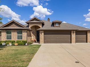 1437 Town Creek Cir, Weatherford, TX 76086