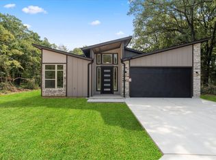 104 Rudder Rd, Gun Barrel City, TX 75156