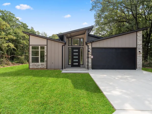 104 Rudder Rd, Gun Barrel City, TX 75156