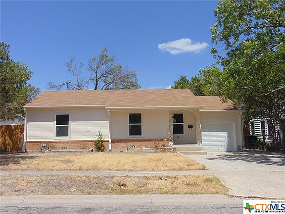 3rd image of 909 Carlisle Ave