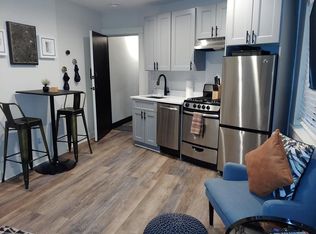 27 Charter St APT 1, Boston, MA 02113