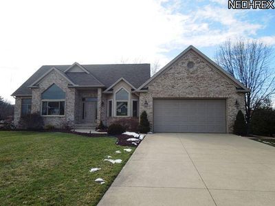 6230 Logan Dr, Seven Hills, OH, 44131