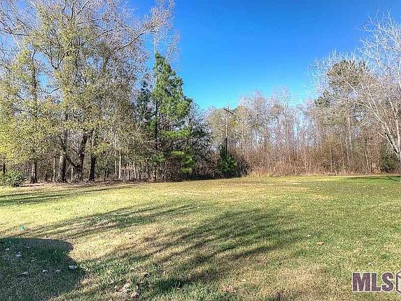 3rd image of 103 Beechgrove Ln