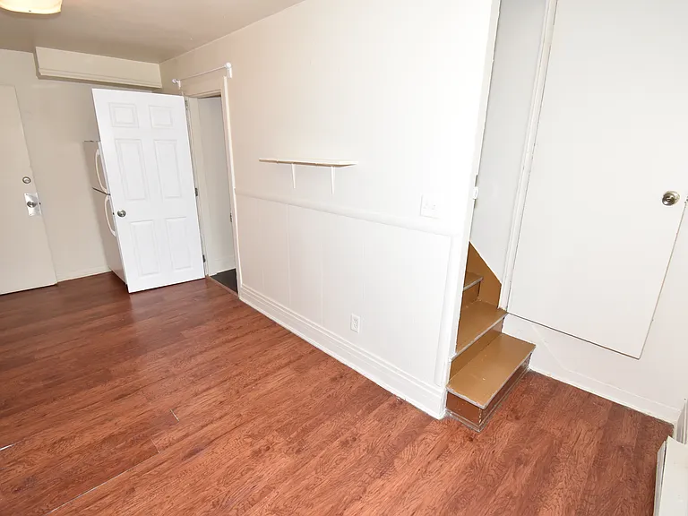 186 W Main St #B — Photo 6