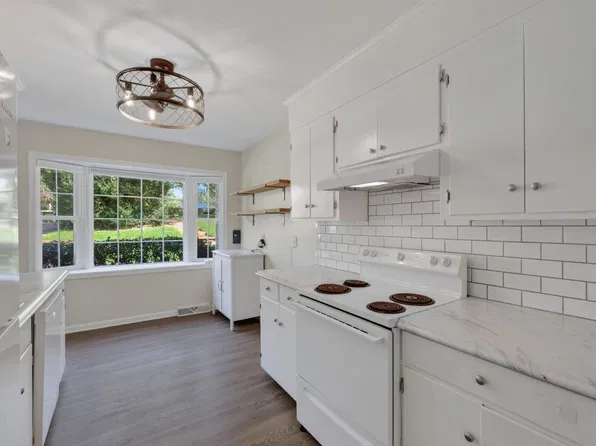 107 Georgetown Grn, Charlottesville, VA 22901