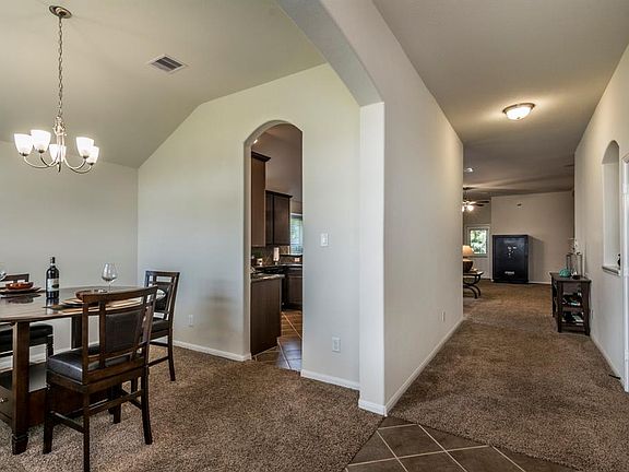 5th image of 5011 Bay Ln