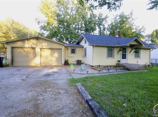 546 NE Arter Ave, Topeka, KS 66616