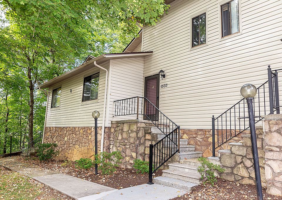 1st image of 1533 Colony Park Dr #18