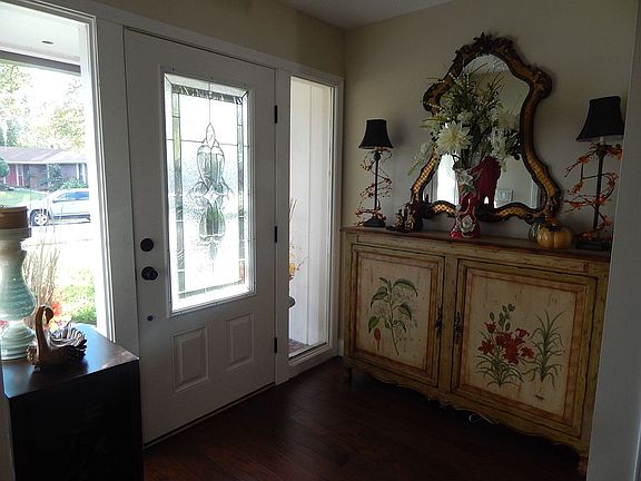 4th image of 1619 Sheffield Pl