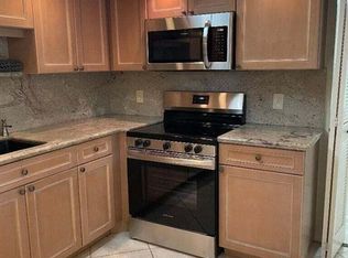 6300 NW 2nd Ave APT 305, Boca Raton, FL 33487