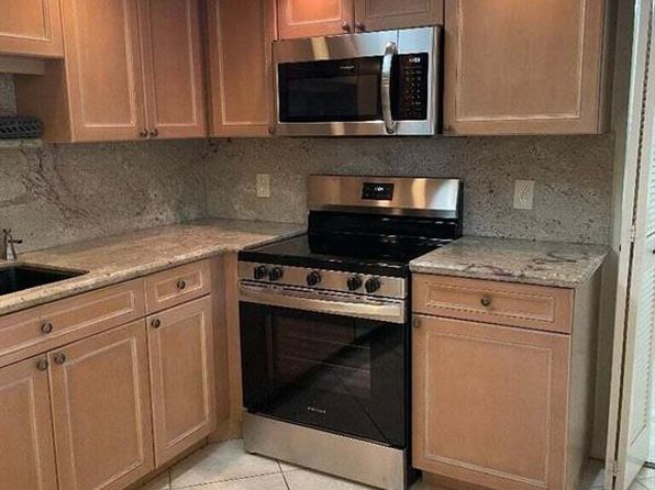 6300 NW 2nd Ave APT 305