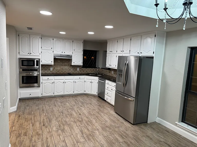 826 Arapaho Dr — Photo 4