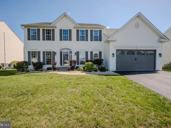 68 Cantwell Dr, Middletown, DE 19709