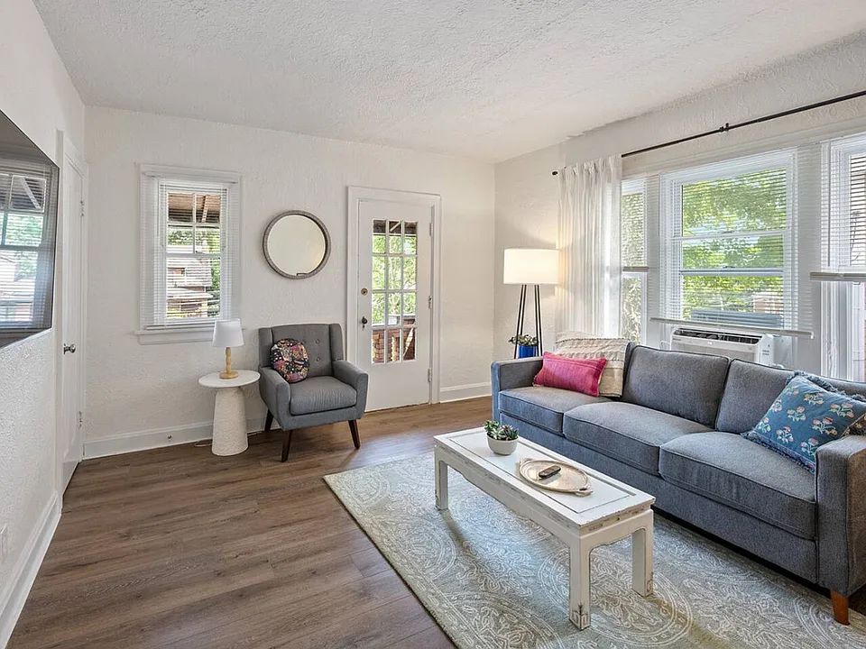 6423 Kennedy Ave #2-ID1384095P
