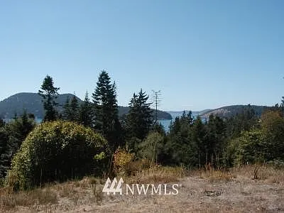 4300 Marine Drive photo 1