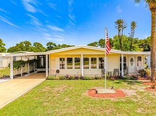 1561 Apache Cir, Tavares, FL 32778