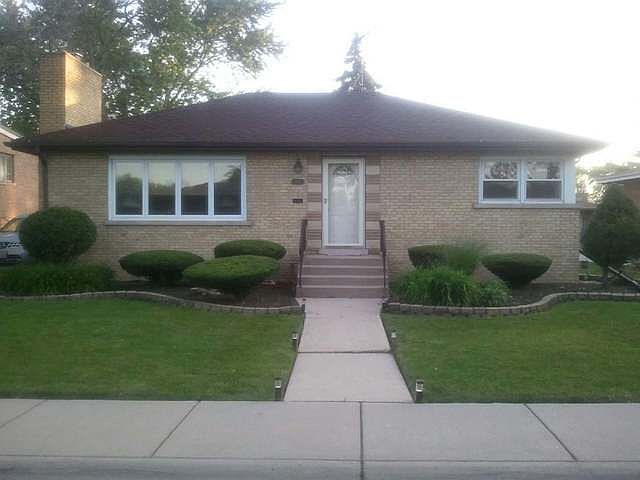 1st image of 952 E 163rd St