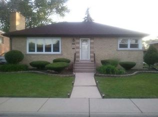 952 E 163rd St, South Holland, IL