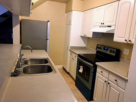 2nd image of 5511 Keoncrest Cir