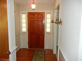 2180 Nettlebrook Dr, Winston Salem, NC 27106