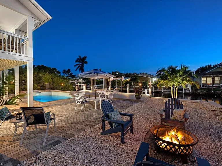 2736 Gulfview Dr — Photo 6