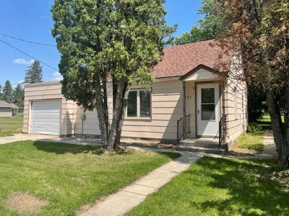 525 2nd St N, Middle River, MN 56737