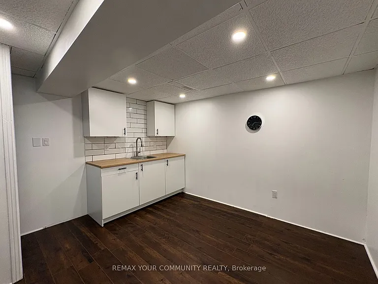 2661 Council Ring Rd #LOWER — Photo 15