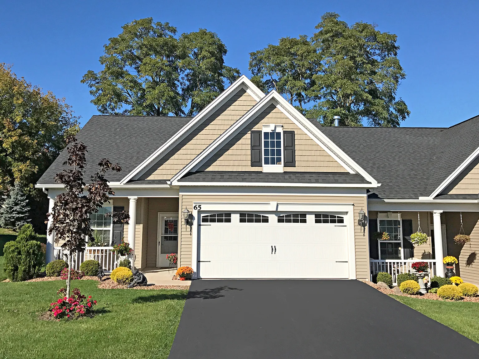 Cottage Grove — Photo 1