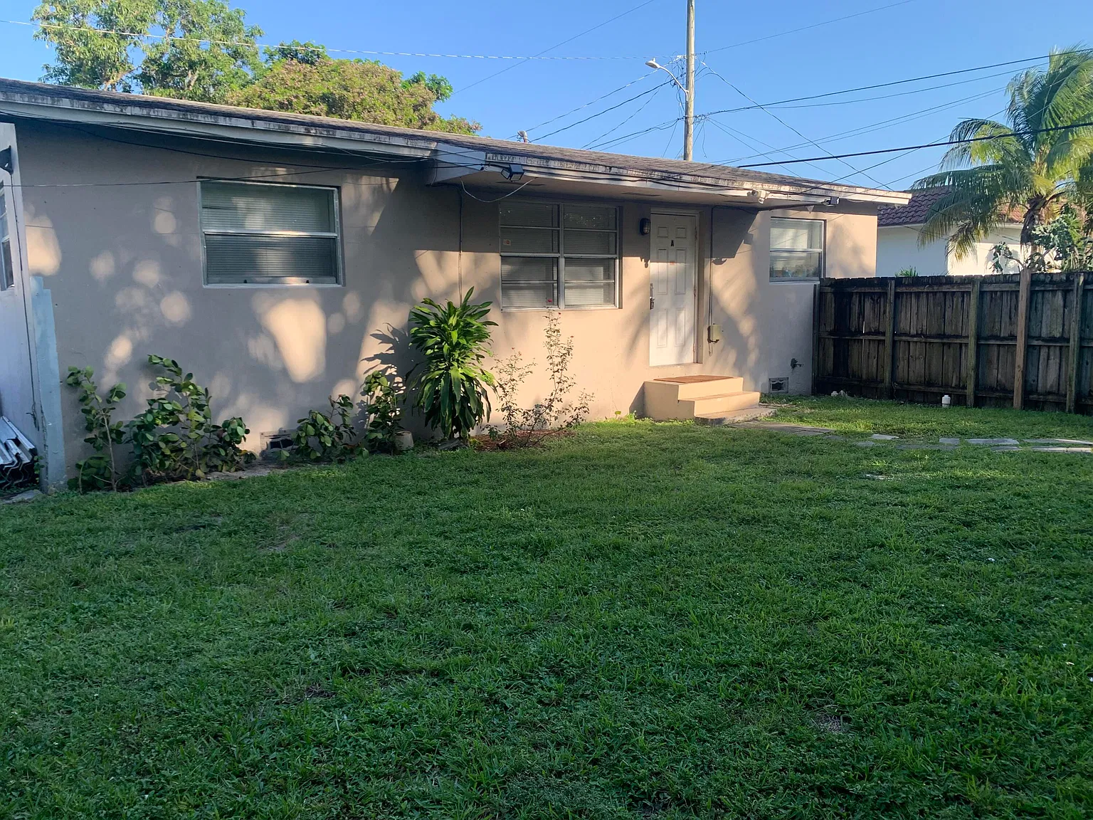 1 bed, 1.0 bath, 1596 sqft, $1,500 — Photo 1