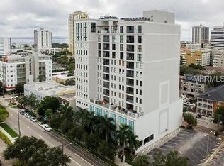 226 5th Ave N APT 1001, Saint Petersburg, FL 33701