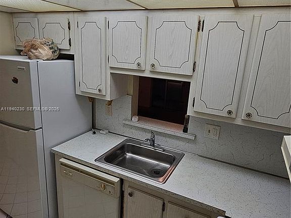 4th image of 4980 E Sabal Palm Blvd APT 127