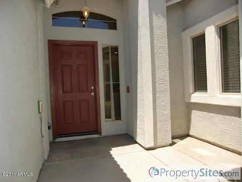 4th image of 754 E Iris Dr