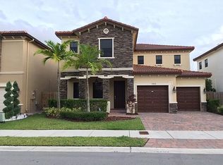 9970 NW 86th Ter, Doral, FL 33178