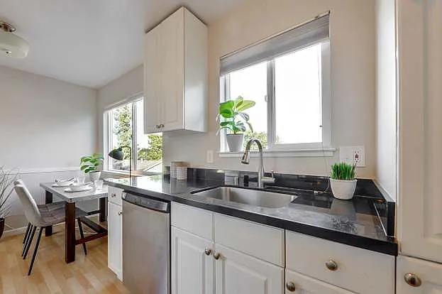 480 E Okeefe St #309 — Photo 3