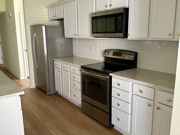 5th image of 1371 Downsberry Dr