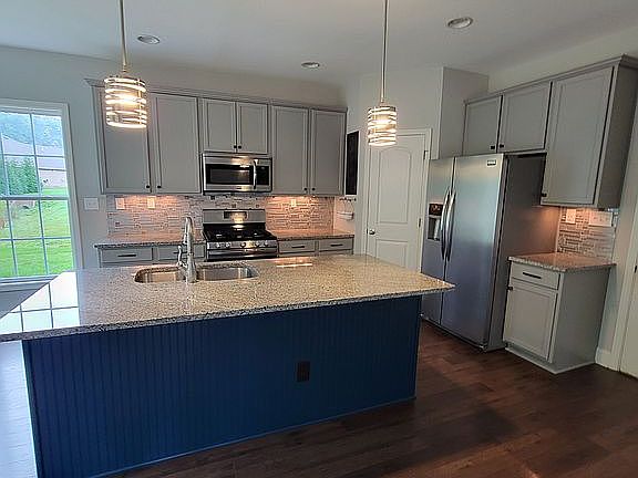 Kitchen-new lighting