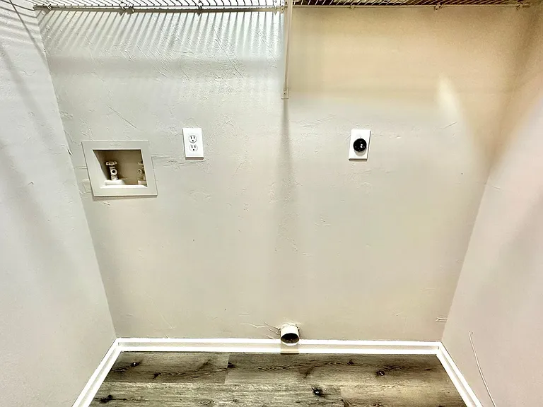 2323 Via Sardinia St #B — Photo 17