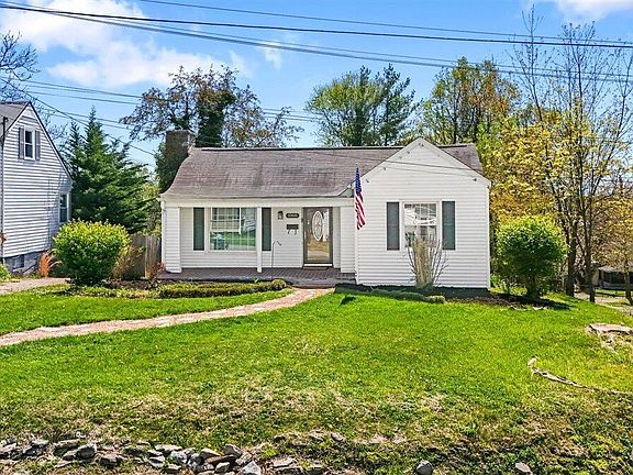 2nd image of 1068 Prospect Ave
