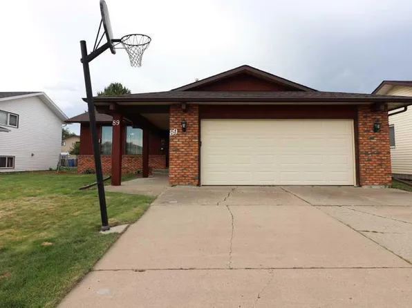 89 N East Glen Dr SE, Medicine Hat, AB T1B 2Z7