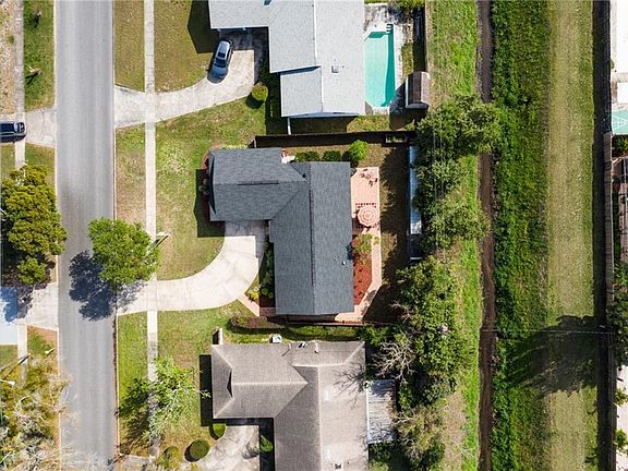 3rd image of 2824 Cady Way