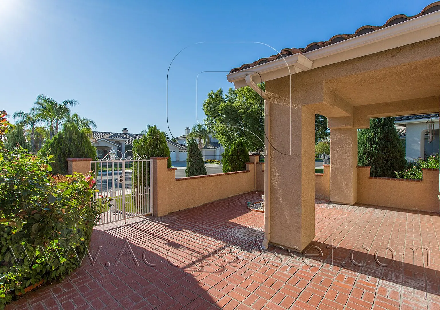 Gorgeous Single-Story Murrieta Home with 3-Car Garage & Private Backyard — Photo 4