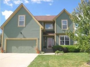 15534 S Kenwood St, Olathe, KS 66062