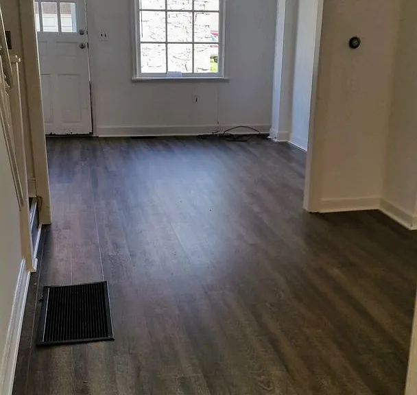 136 W Church Ave — Photo 7