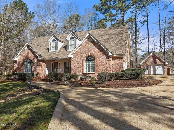 1120 Pointe Cv, Brandon, MS 39042