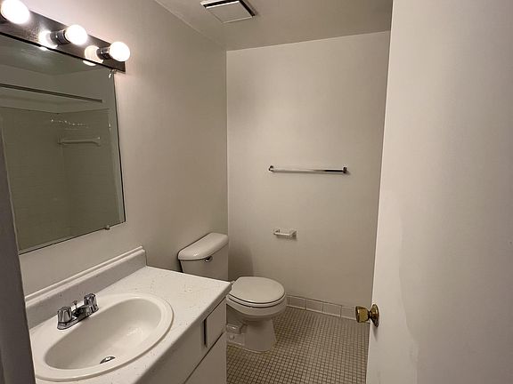 5th image of 24895 Mayfair St #24981