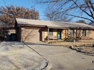 1006 N Archer St, Henrietta, TX 76365