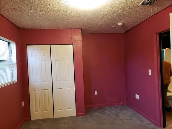 3rd image of 1030 W Walnut St APT 207