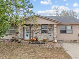 1011 9th St, Claremore, OK 74017