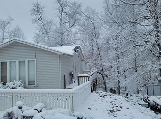 1293 Arrowhead Dr, Monterey, TN 38574