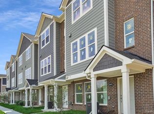 2902 Artemis, Troy, MI 48083